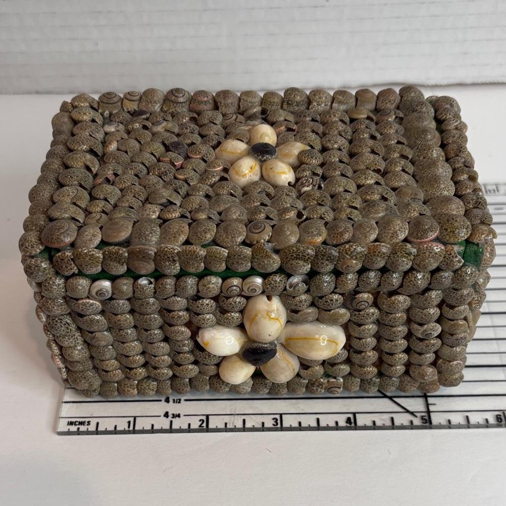 Shell Decorated Trinket Box